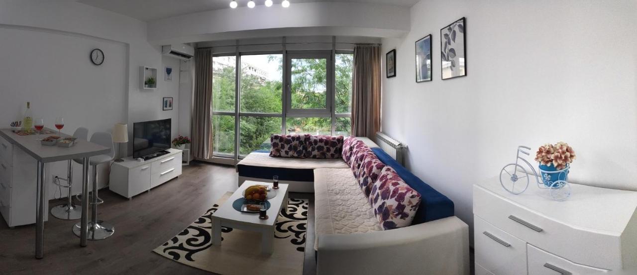 Blue Corner Apartment Skopje Esterno foto