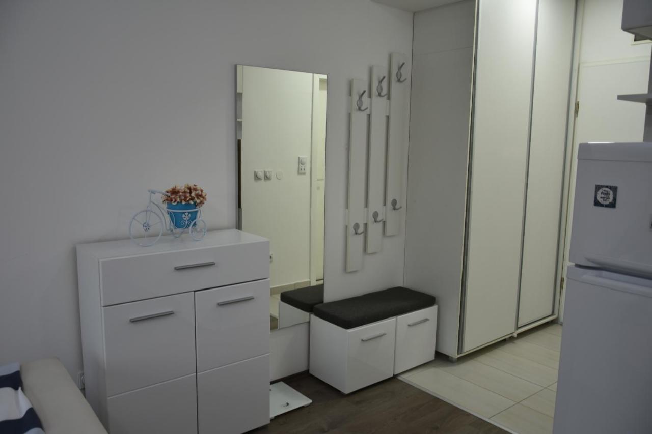 Blue Corner Apartment Skopje Esterno foto